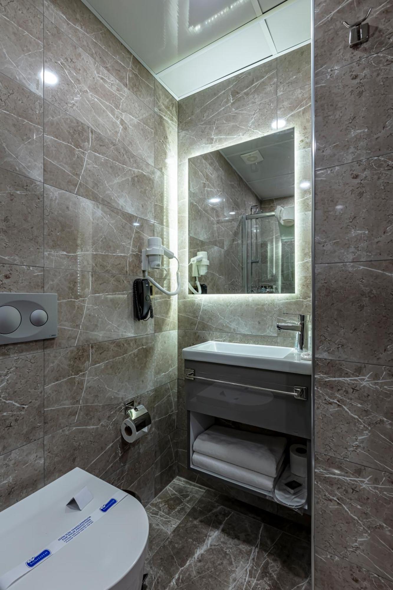 Arnavutkoy Grand Hamit By Karadayi Airport Hotel מראה חיצוני תמונה
