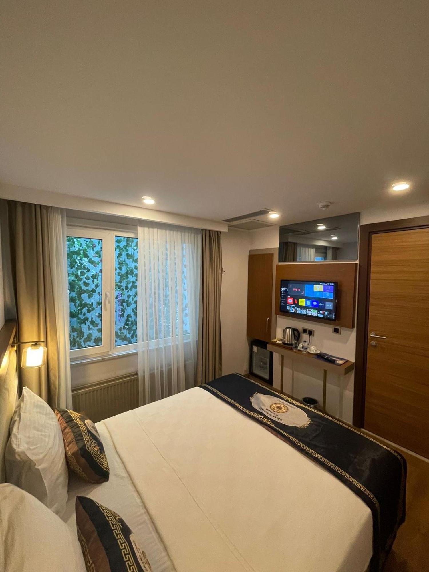 Arnavutkoy Grand Hamit By Karadayi Airport Hotel מראה חיצוני תמונה