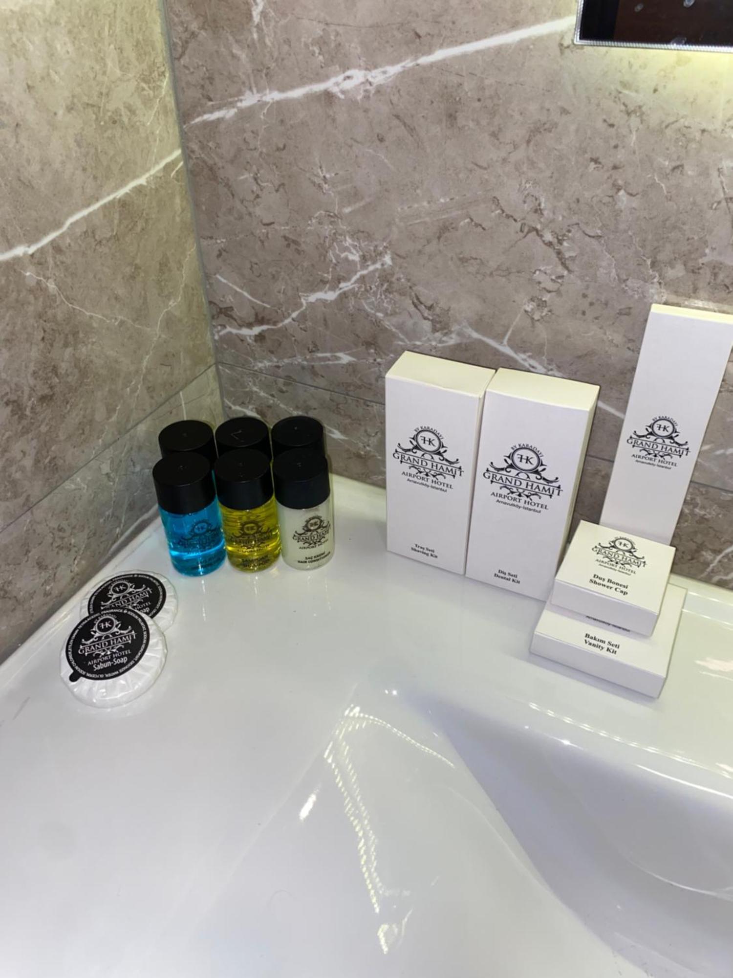Arnavutkoy Grand Hamit By Karadayi Airport Hotel מראה חיצוני תמונה