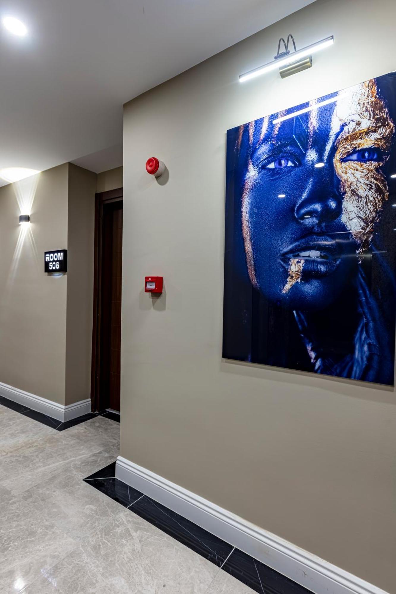 Arnavutkoy Grand Hamit By Karadayi Airport Hotel מראה חיצוני תמונה