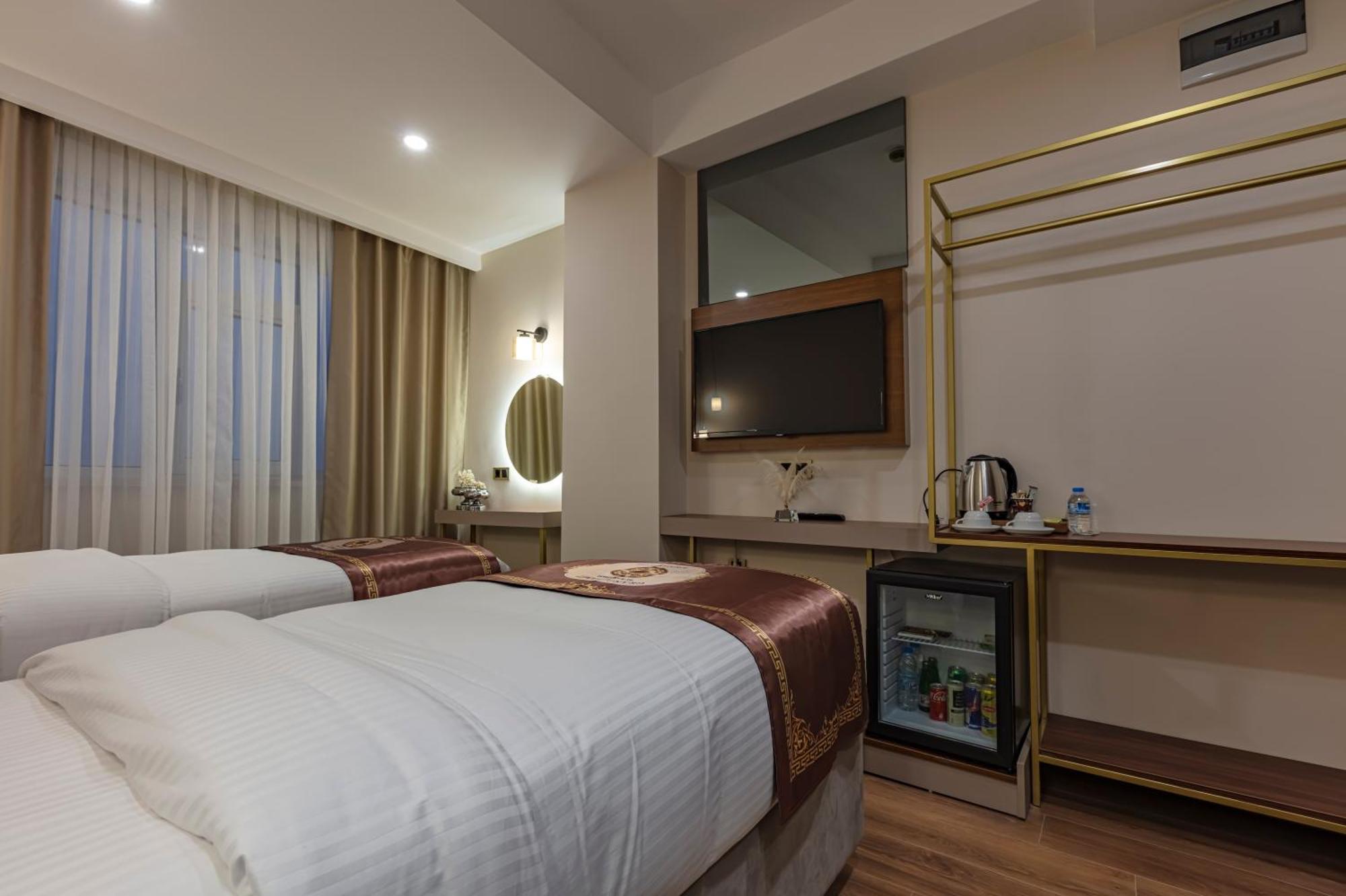 Arnavutkoy Grand Hamit By Karadayi Airport Hotel מראה חיצוני תמונה