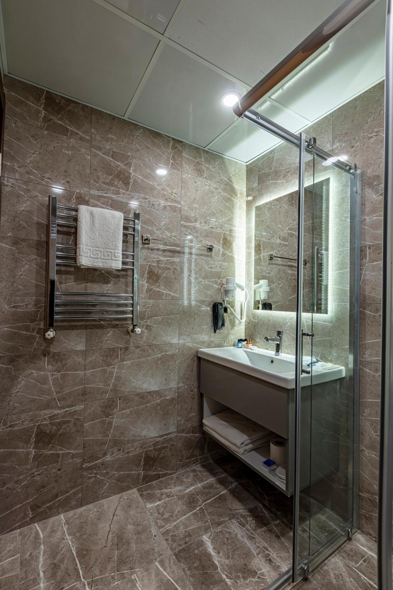 Arnavutkoy Grand Hamit By Karadayi Airport Hotel מראה חיצוני תמונה